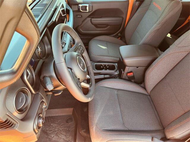 new 2025 Jeep Gladiator car, priced at $45,840