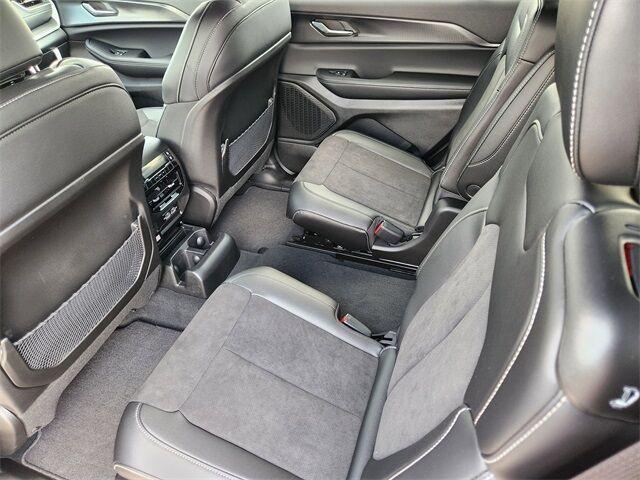 new 2025 Jeep Grand Cherokee L car, priced at $42,456