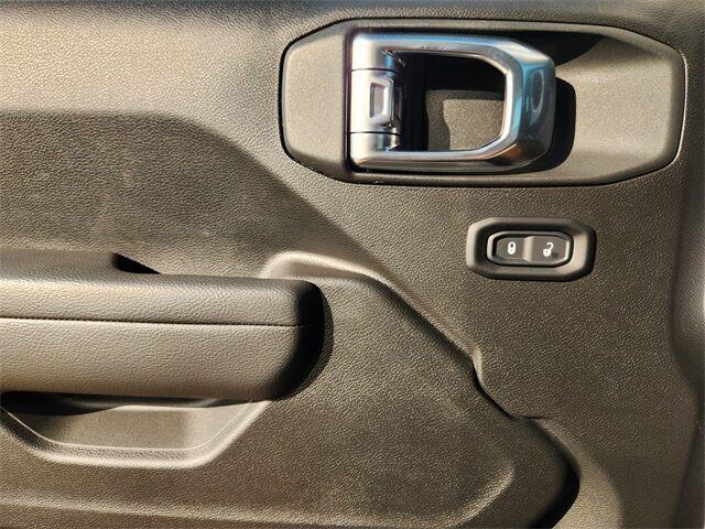 new 2026 Jeep Wrangler car, priced at $38,244