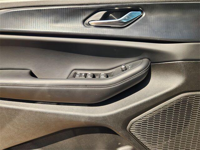 new 2025 Jeep Grand Cherokee car, priced at $40,289