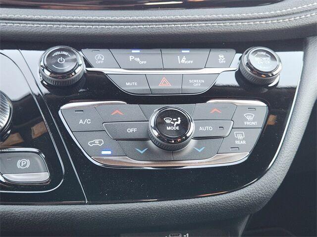 new 2026 Chrysler Pacifica car, priced at $39,655