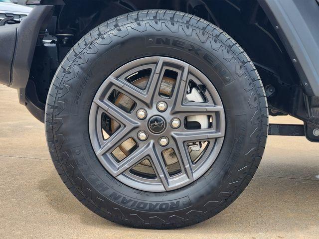 used 2025 Jeep Wrangler car, priced at $31,005