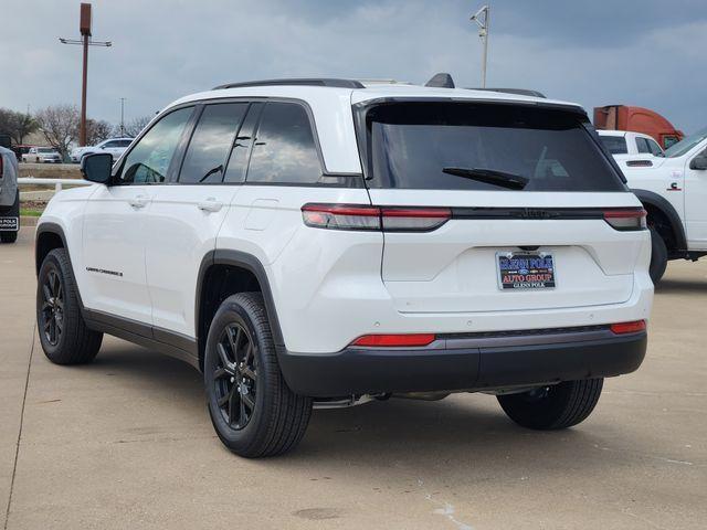 new 2026 Jeep Grand Cherokee car, priced at $44,343
