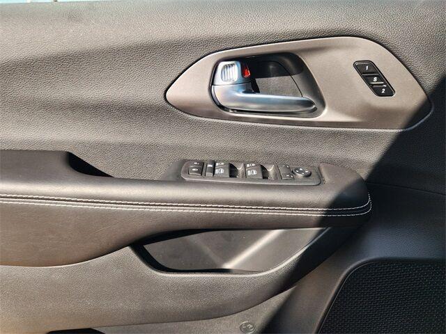 new 2026 Chrysler Pacifica car, priced at $41,983