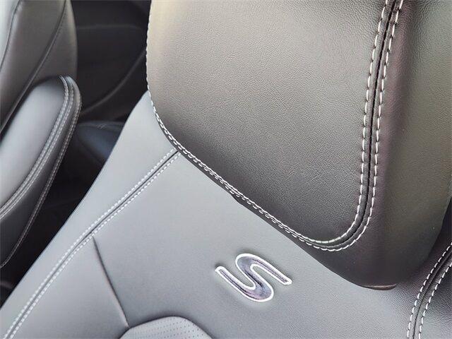 new 2026 Chrysler Pacifica car, priced at $41,983