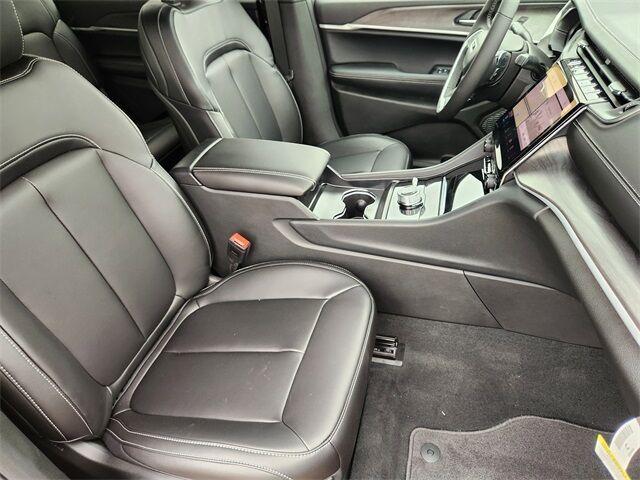 new 2025 Jeep Grand Cherokee L car, priced at $45,988