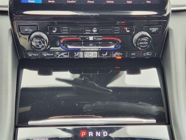 new 2025 Jeep Grand Cherokee L car, priced at $45,988