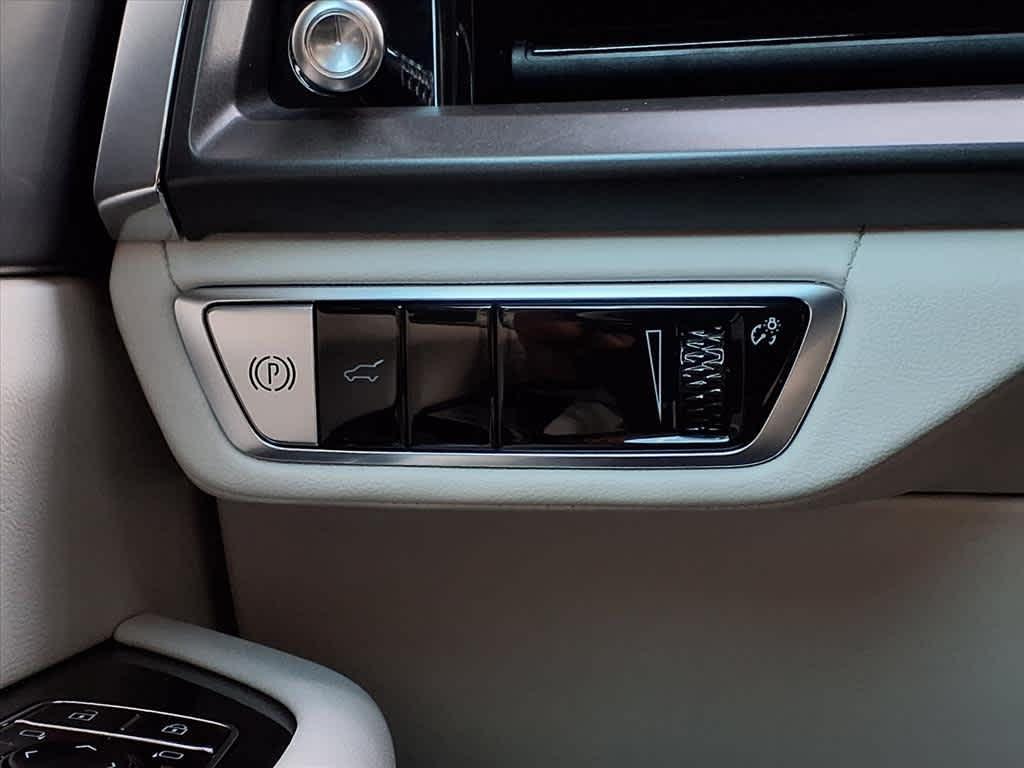 new 2026 Cadillac VISTIQ car, priced at $81,185