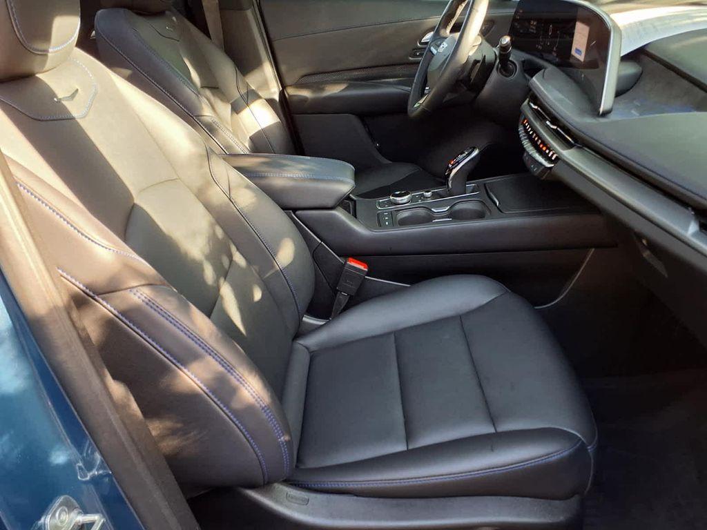 used 2024 Cadillac XT4 car, priced at $34,313