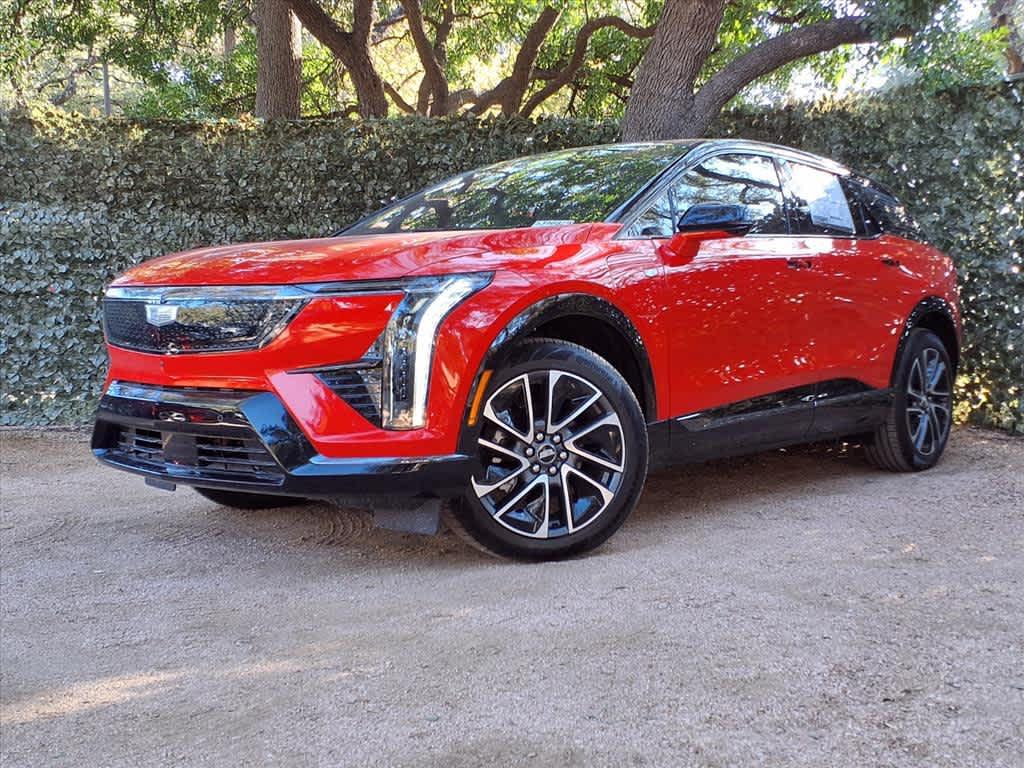 new 2025 Cadillac OPTIQ car, priced at $57,785