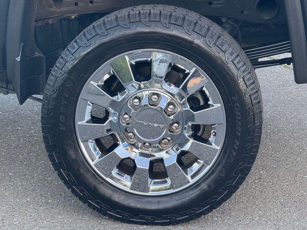 used 2018 GMC Sierra 2500 car, priced at $38,999