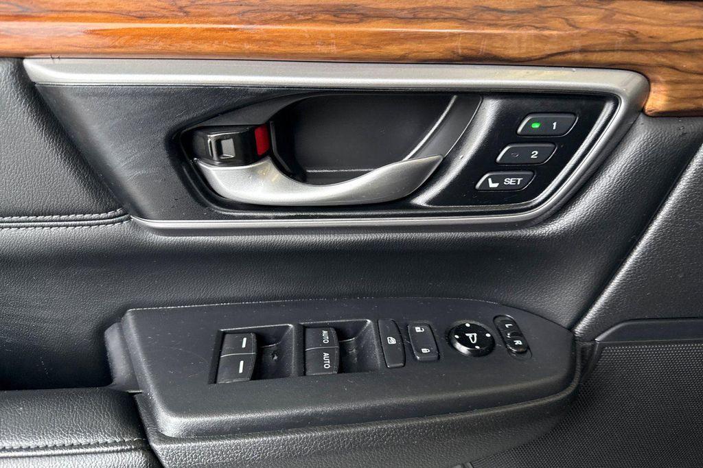 used 2020 Honda CR-V car, priced at $14,926