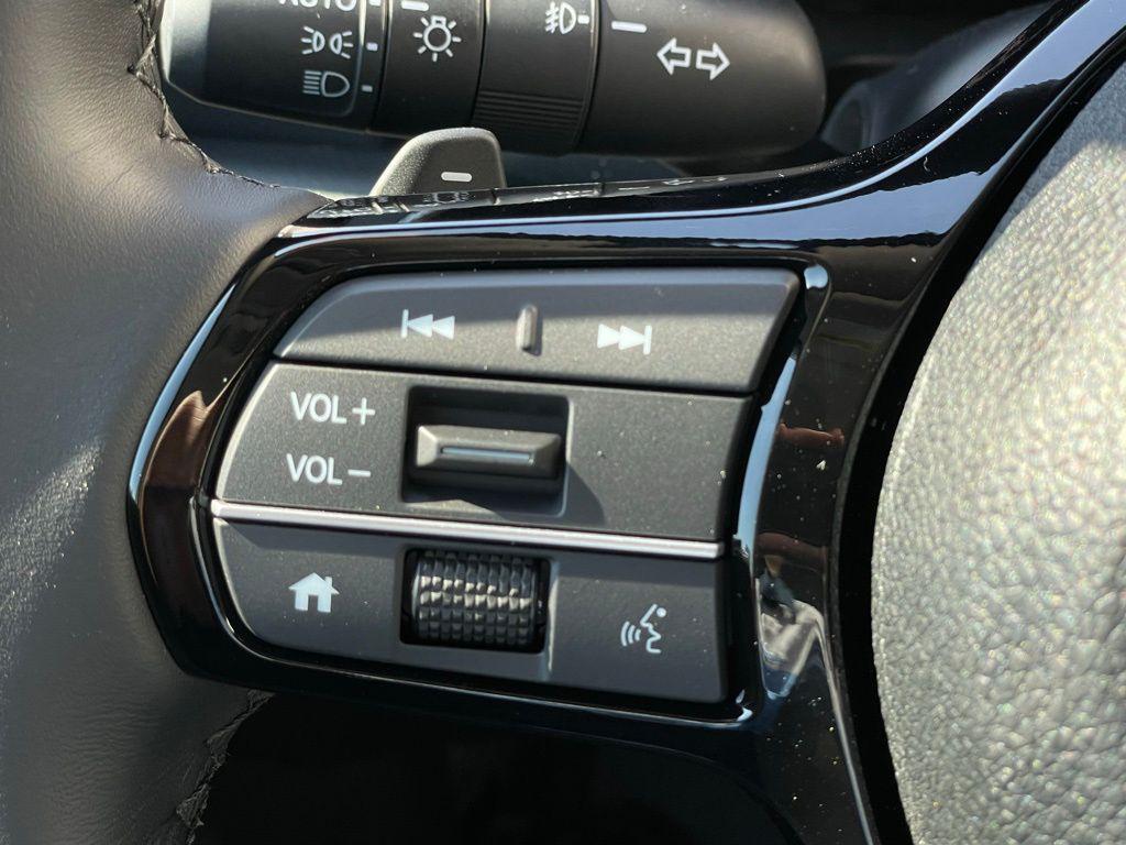 new 2025 Honda Pilot car, priced at $53,405