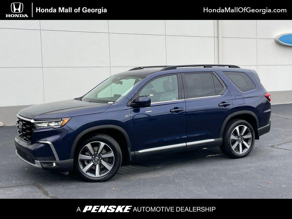 used 2023 Honda Pilot car, priced at $41,880