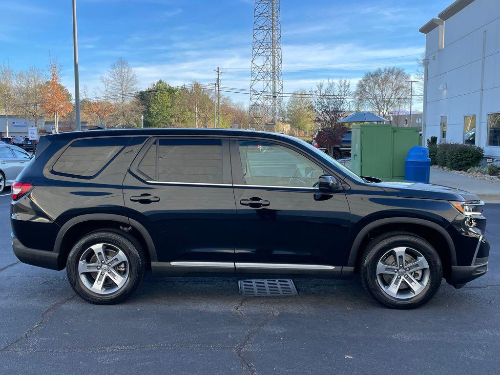 used 2024 Honda Pilot car, priced at $37,480