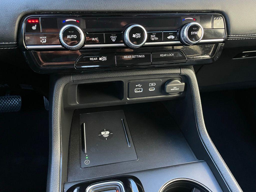 used 2024 Honda Pilot car, priced at $37,480