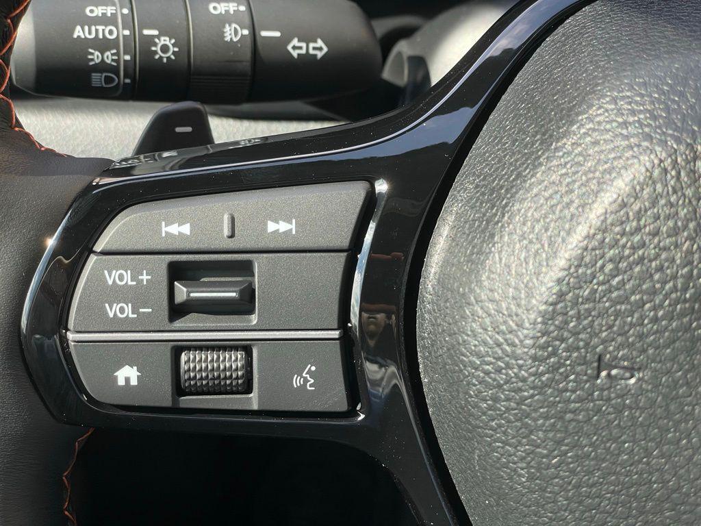 new 2025 Honda Pilot car, priced at $51,830