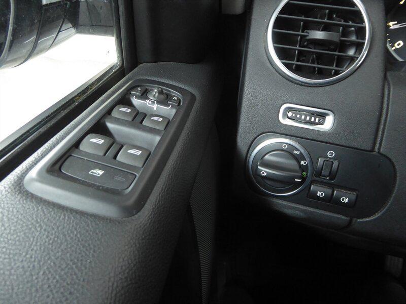 used 2015 Land Rover LR4 car, priced at $18,500