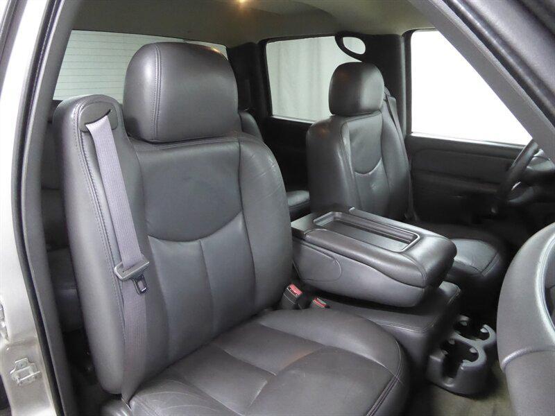 used 2004 Chevrolet Silverado 2500 car, priced at $15,000