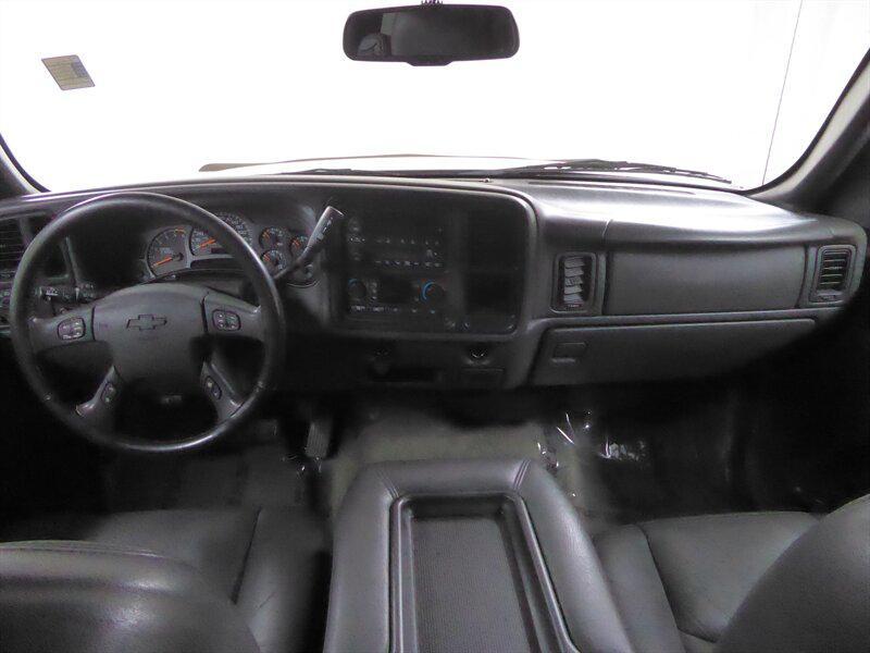 used 2004 Chevrolet Silverado 2500 car, priced at $15,000