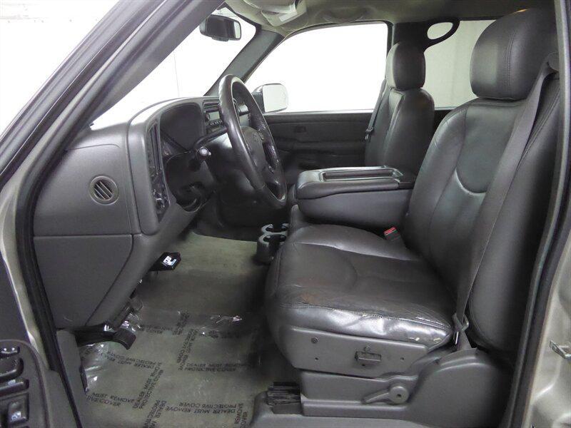 used 2004 Chevrolet Silverado 2500 car, priced at $15,000