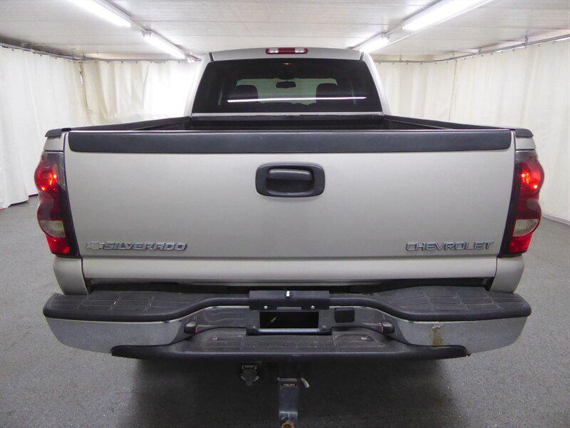 used 2004 Chevrolet Silverado 2500 car, priced at $15,000