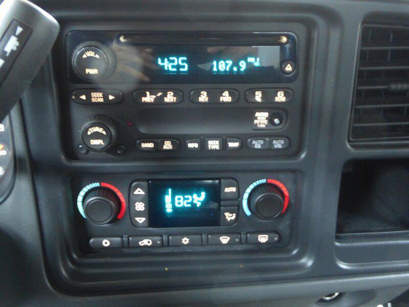 used 2004 Chevrolet Silverado 2500 car, priced at $15,000