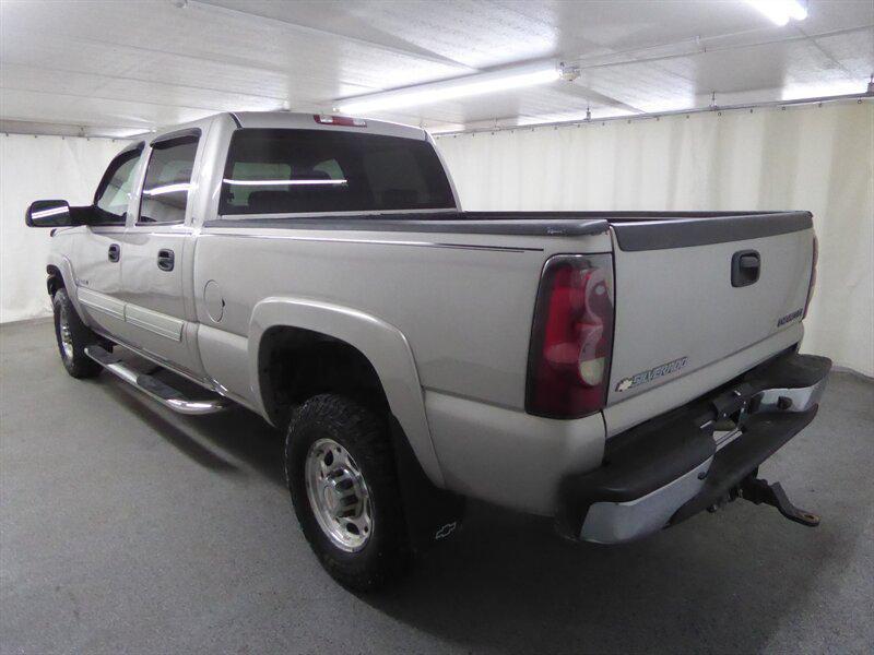 used 2004 Chevrolet Silverado 2500 car, priced at $15,000
