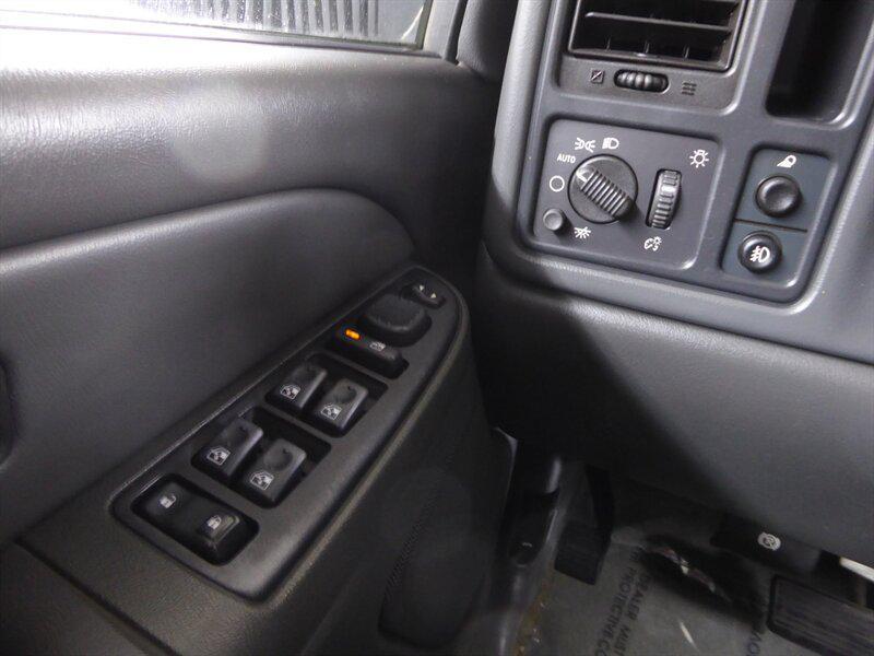used 2004 Chevrolet Silverado 2500 car, priced at $15,000