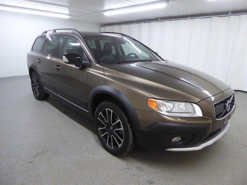 used 2016 Volvo XC70 car, priced at $16,500
