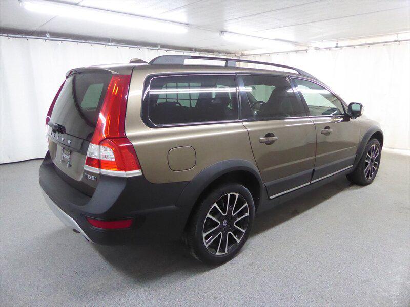 used 2016 Volvo XC70 car, priced at $16,500