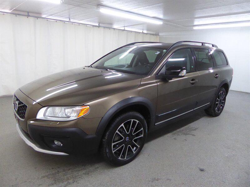 used 2016 Volvo XC70 car, priced at $16,500