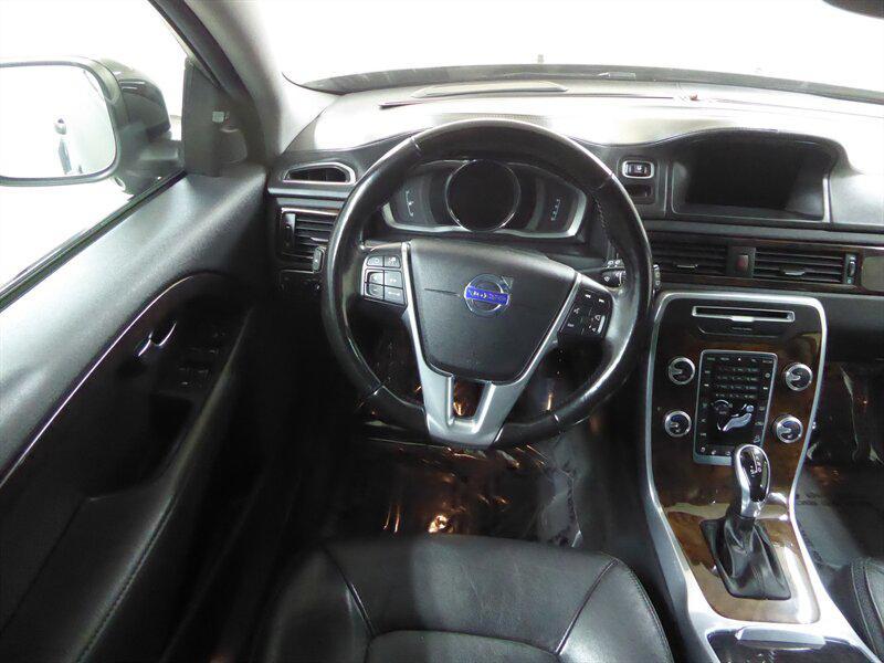 used 2016 Volvo XC70 car, priced at $16,500