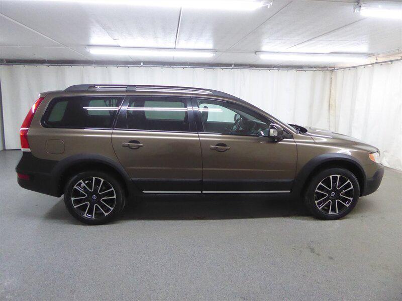 used 2016 Volvo XC70 car, priced at $16,500