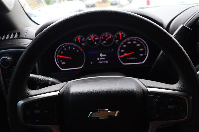 used 2022 Chevrolet Silverado 2500 car, priced at $28,912