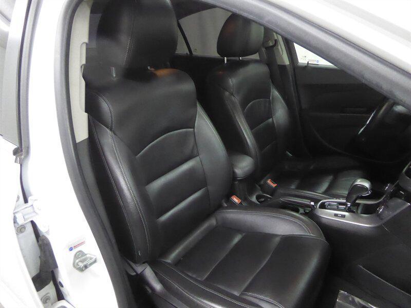 used 2013 Chevrolet Cruze car, priced at $6,500