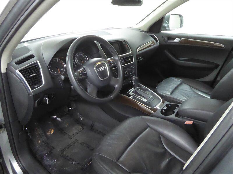 used 2010 Audi Q5 car, priced at $6,500