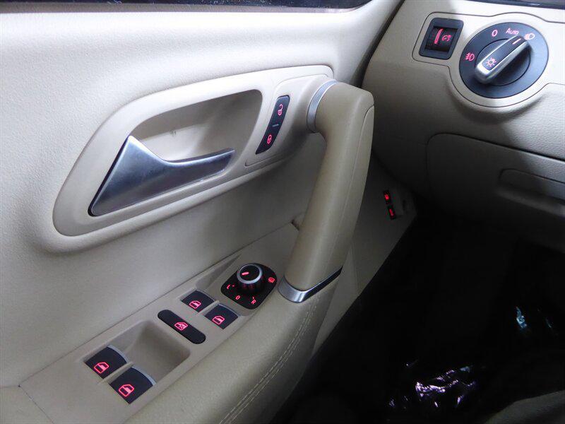 used 2014 Volkswagen CC car, priced at $12,500