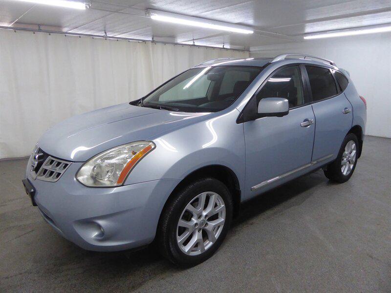 used 2013 Nissan Rogue car, priced at $6,000