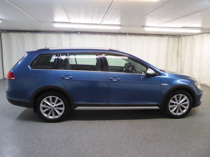 used 2017 Volkswagen Golf Alltrack car, priced at $11,000