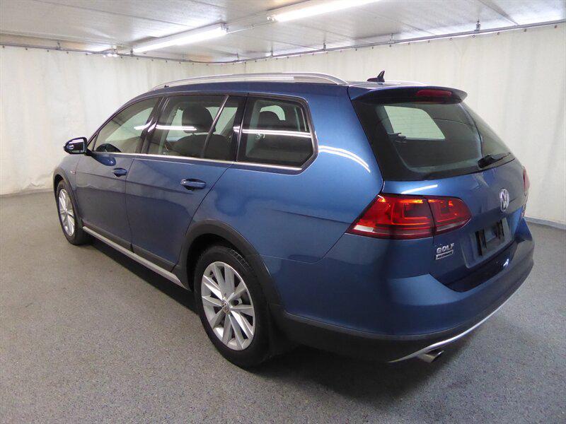 used 2017 Volkswagen Golf Alltrack car, priced at $11,000