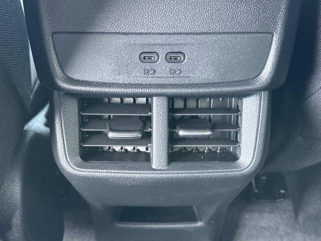 new 2026 Chevrolet Equinox car, priced at $32,140