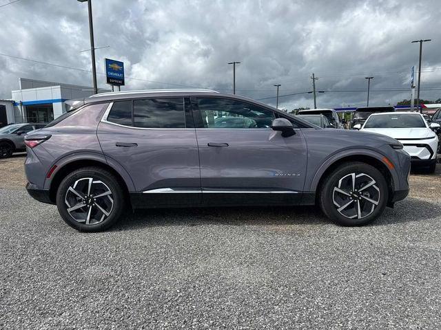 new 2025 Chevrolet Equinox EV car, priced at $38,890