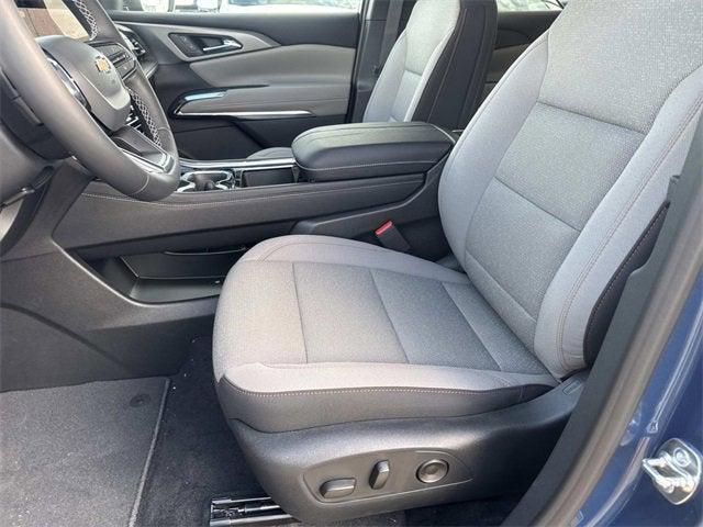 new 2026 Chevrolet Traverse car, priced at $40,274