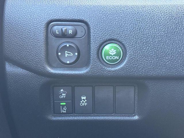 used 2022 Honda Pilot car, priced at $25,877