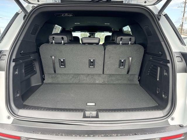 new 2026 Chevrolet Traverse car, priced at $42,718