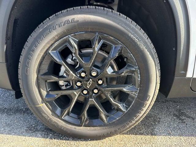 new 2026 Chevrolet Traverse car, priced at $43,879