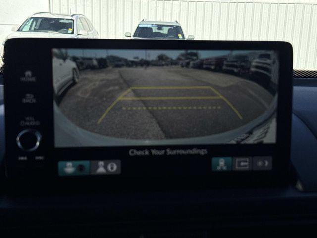 used 2025 Honda Pilot car, priced at $43,777