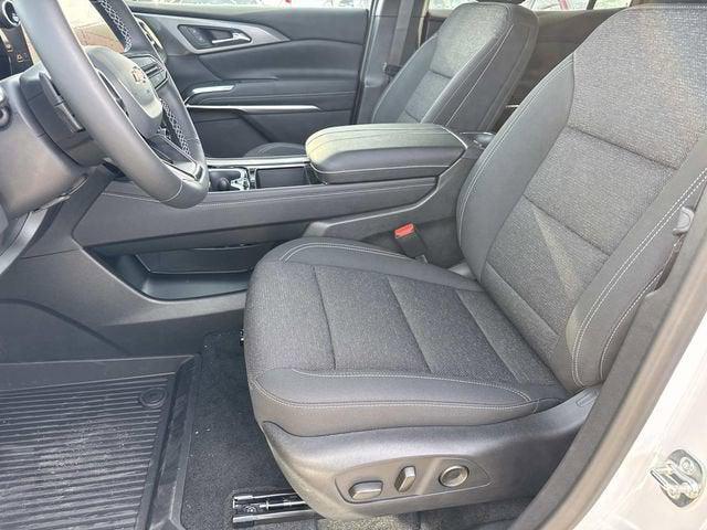 new 2026 Chevrolet Traverse car, priced at $42,883