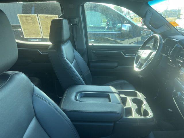 used 2024 GMC Sierra 1500 car, priced at $35,770